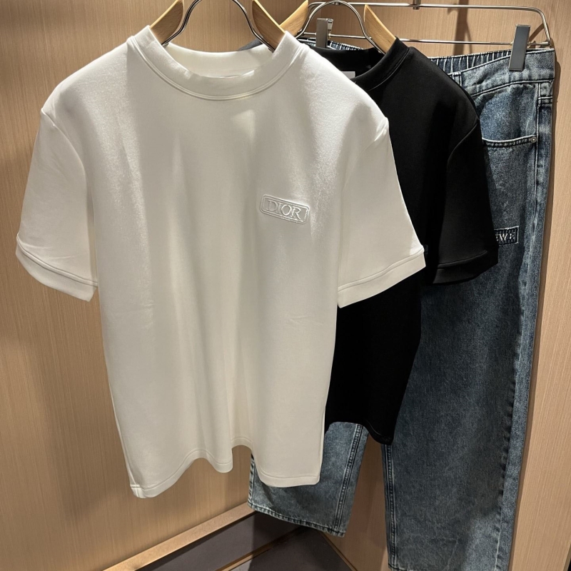 chr1st1an D10r t-shirts